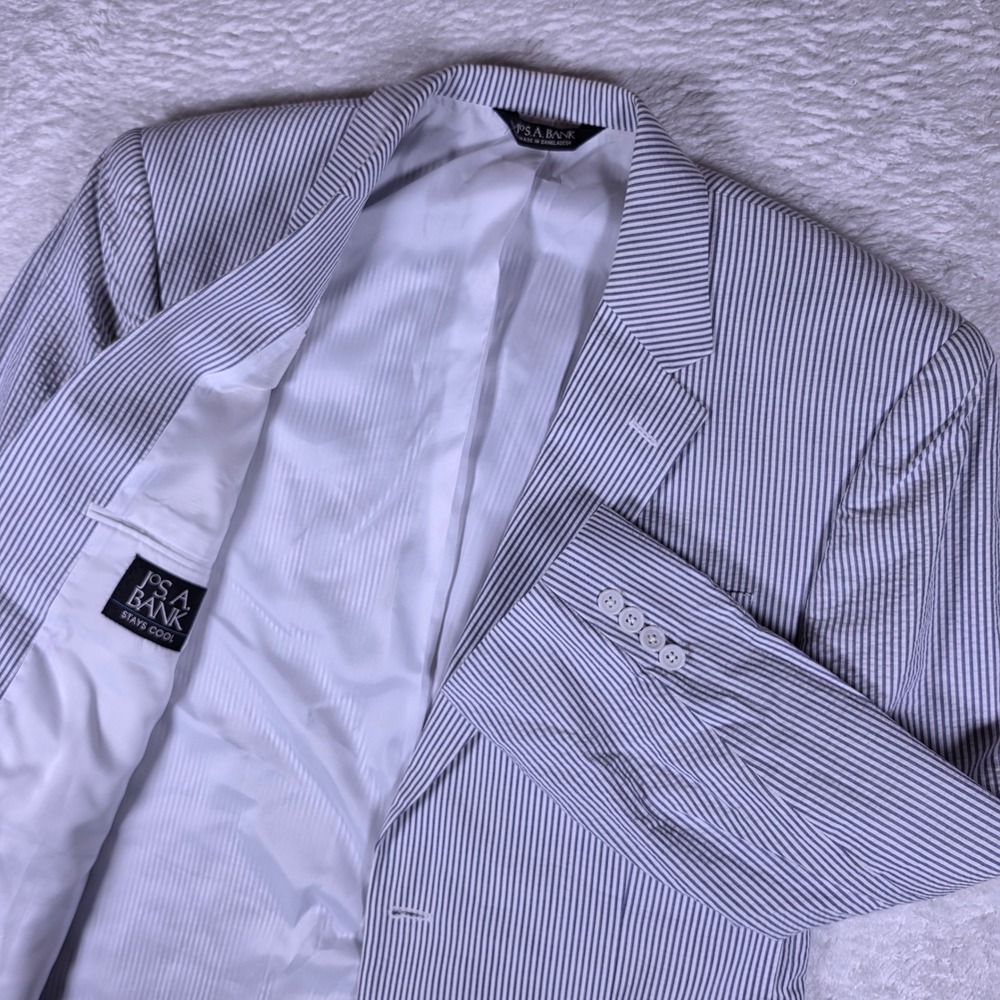Jos. A. Bank Stays Cool Seersucker Blazer Mens 44R Blue White Striped L/S 01110